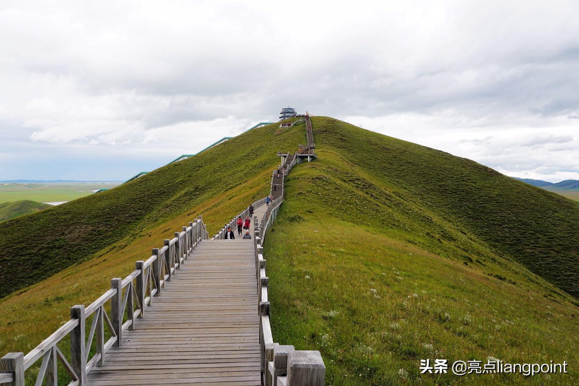 以下是一个建议的标题，，探索自然之美，旅行中的心灵宁静与自然和谐之舞，强调了旅行的目的和意义，突出了探索自然美景的重要性，同时避免了任何可能引起争议或不恰当的内容。