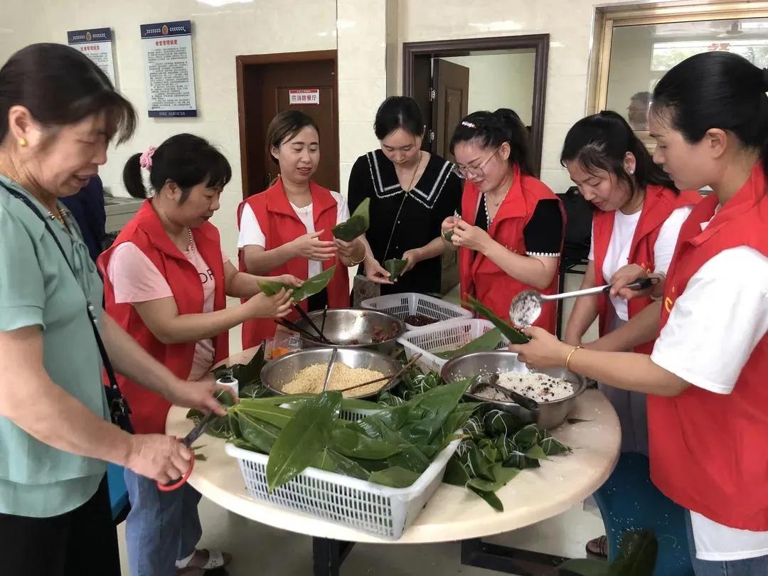 江西南丰城市中的温馨日常最新报道