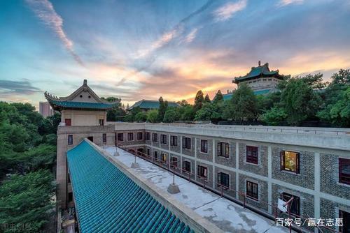 武汉大学全国最新排名，显赫学府的崛起之路