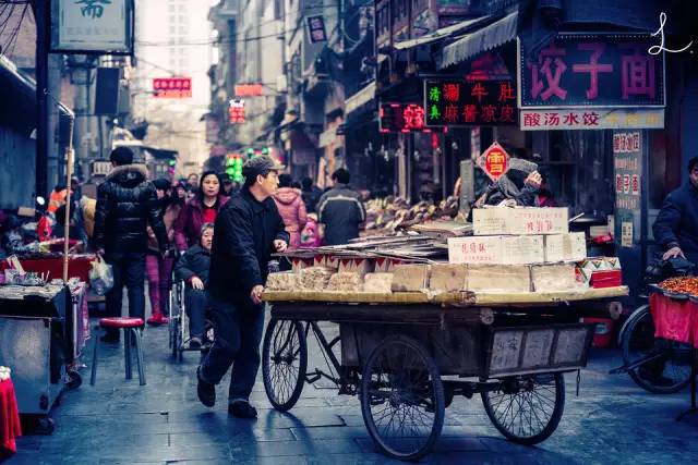 中国胜利最新资讯，小巷深处的独特风味探秘