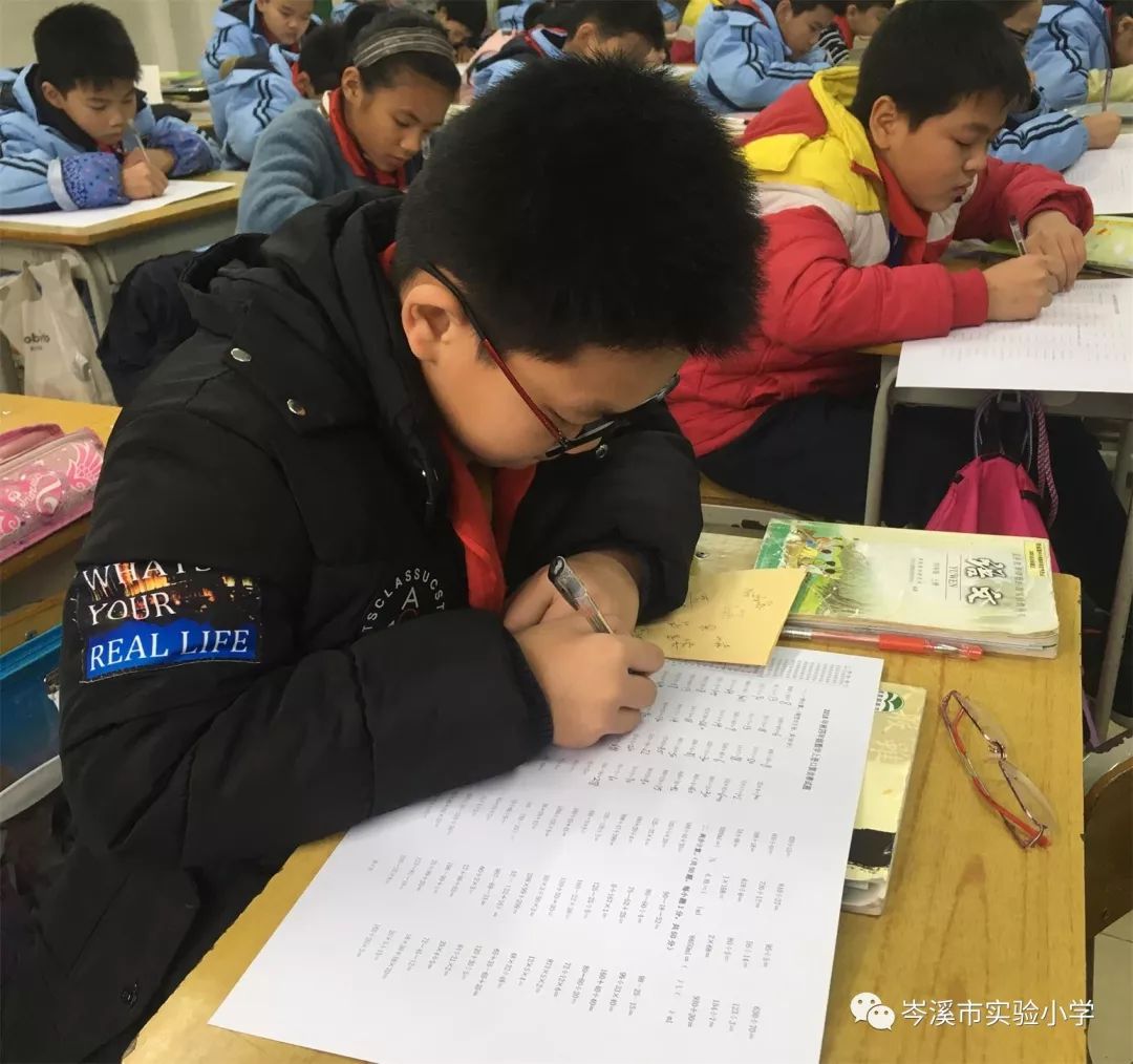 最新大学生数学竞赛，挑战自我，展现数学魅力之巅