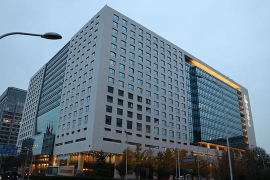 北京协和医院新貌，变化、自信与成就的力量展示