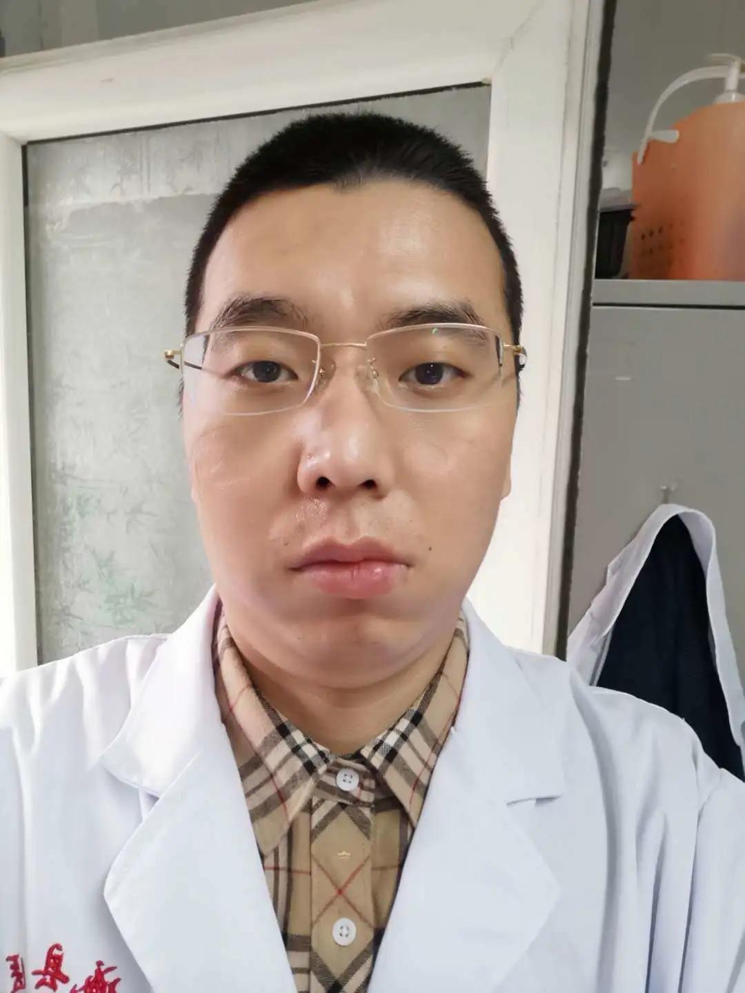 青岛新冠疫情最新动态，小城抗疫日常与温馨故事