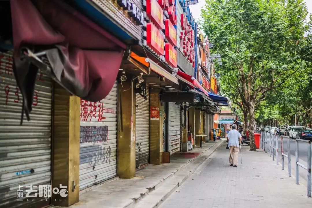 历城一中最新动态，小巷深处的独特风味探秘
