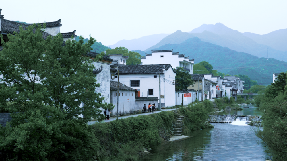 肇东二手房最新动态，探寻自然美景的旅行，寻求内心平和与宁静的居所