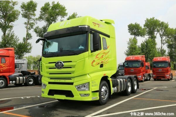 解放J7最新款500悬浮桥，科技与性能的巅峰融合