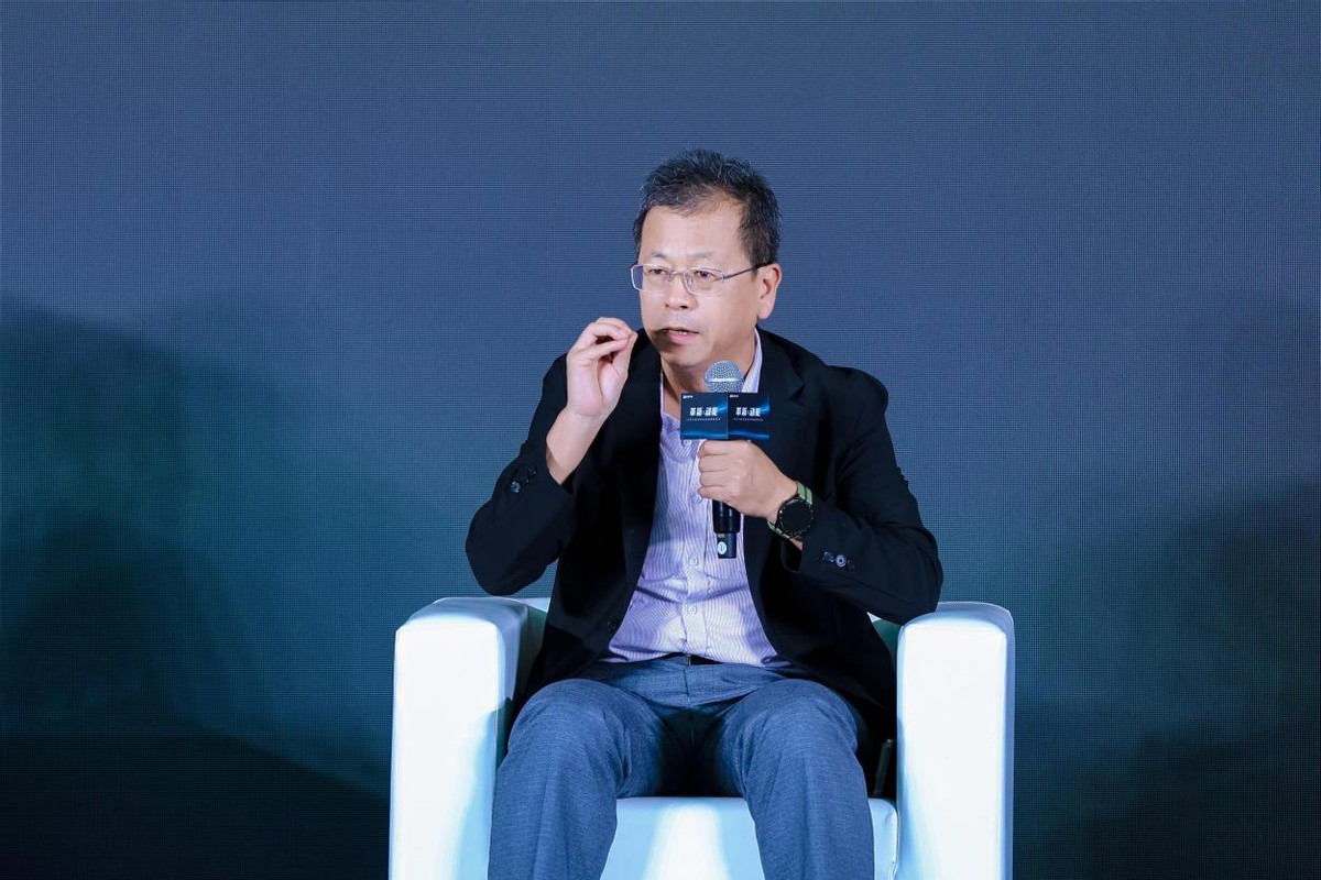 李宗泫孔升妍最新动态揭秘，科技新品引领智能生活新体验