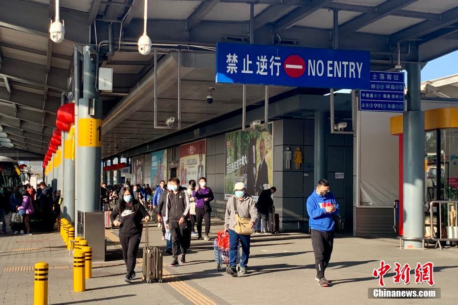 深圳湾口岸过港最新动态，旅程变化中的自信与成就感之源