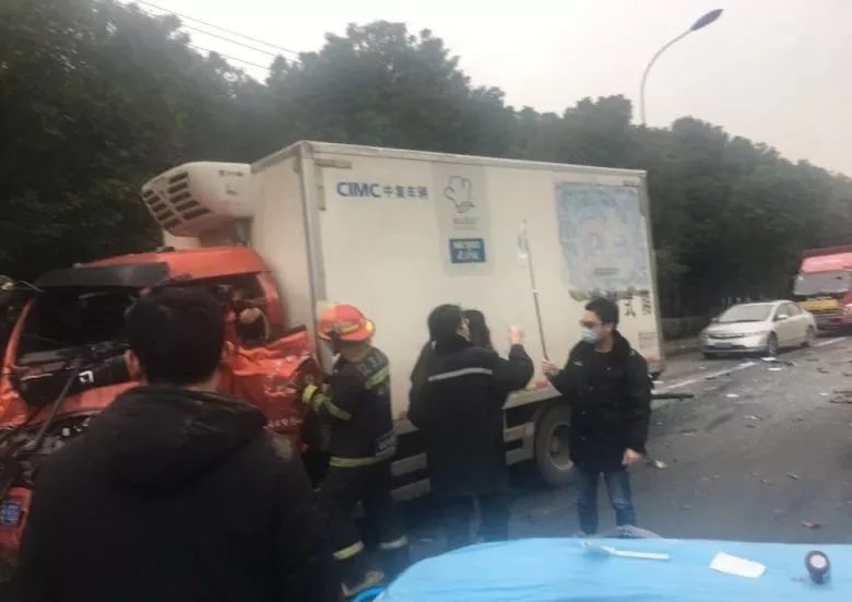 闵行车祸事故深度探讨，责任与公众观点分析