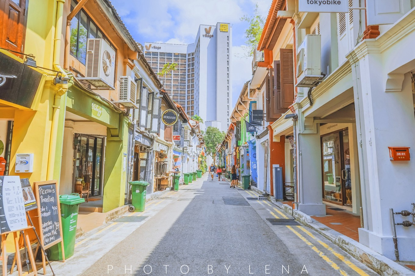 隐藏版特色小店揭秘，小巷深处的独特风情与最新社会热点