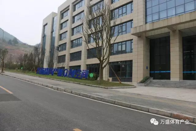 重庆梁平万事通最新动态，励志前行，变化中的自信与成就感